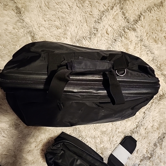 Calvin Klein Detatchable crossbody messenger travel bag w logos, small b… - Picture 12 of 16